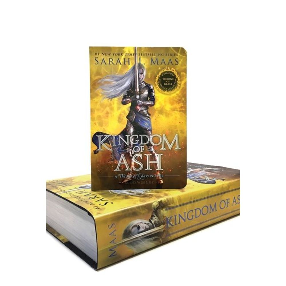 Kingdom of Ash (Miniature Character Collection) -- Sarah J. Maas
